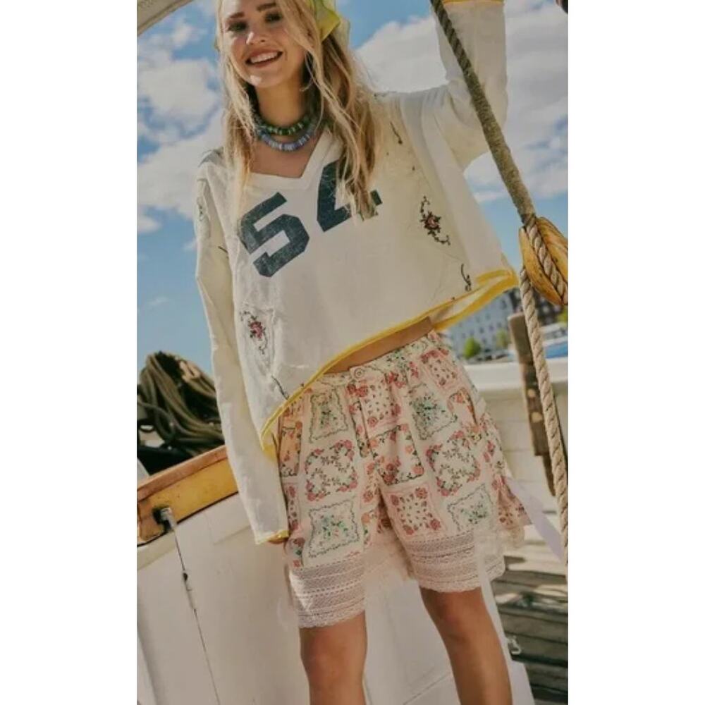 Free People Blue Blooming Lace Shorts Floral Patchwork Bloomers Size 4 NWT